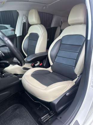 PEUGEOT-208-2015