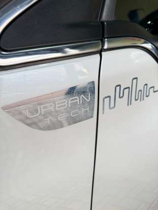 PEUGEOT-208-1.6 URBANTECH 16V FLEX 4P AUTOMÁTICO PEUGEOT-208-2017