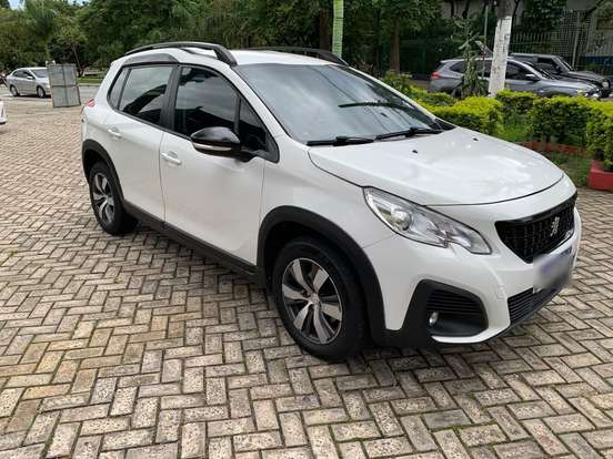 PEUGEOT-2008-2020