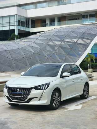 PEUGEOT-208-2023