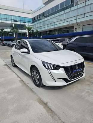 PEUGEOT-208-2023