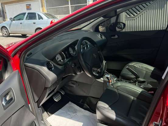 PEUGEOT-308-1.6 GRIFFE THP 16V GASOLINA 4P AUTOMÁTICO PEUGEOT-308-2013