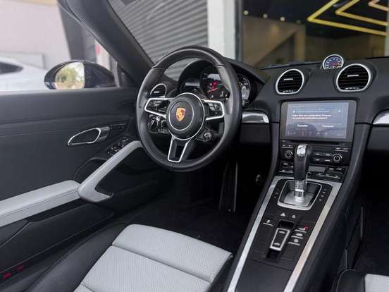 PORSCHE-718-2020