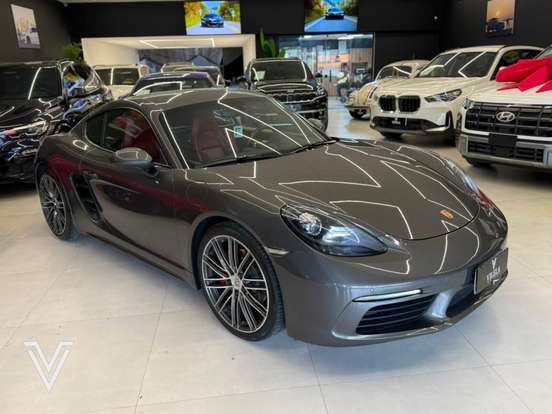 PORSCHE-718-2018