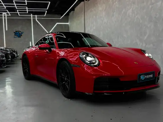 PORSCHE-911-2025