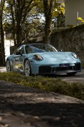 PORSCHE-911-2025