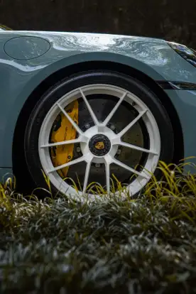 PORSCHE-911-2025