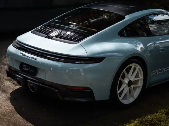 PORSCHE-911-3.6 24V H6 T-HYBRID CARRERA GTS PDK PORSCHE-911-2025