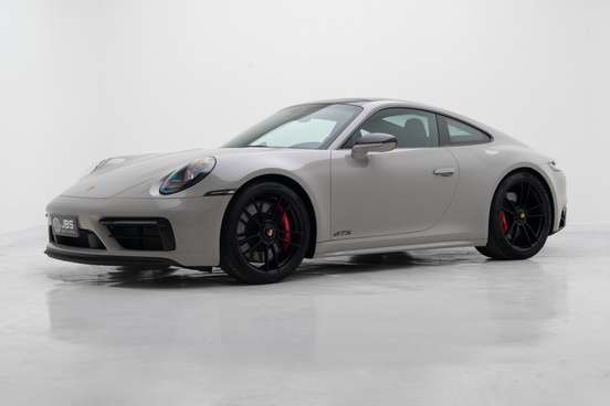 PORSCHE-911-2023