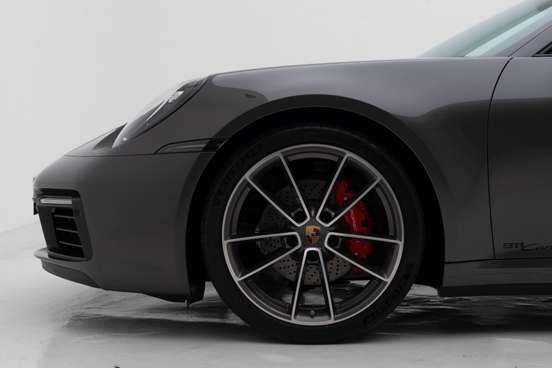 PORSCHE-911-2024