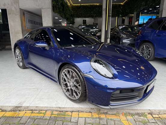 PORSCHE-911-2024