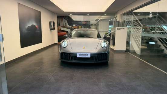 PORSCHE-911-2025