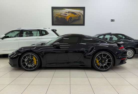 PORSCHE-911-2021
