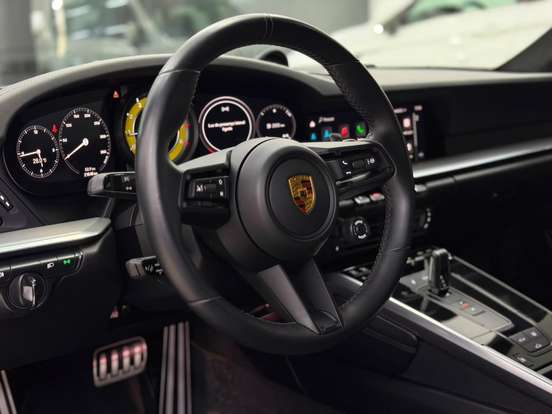 PORSCHE-911-2021