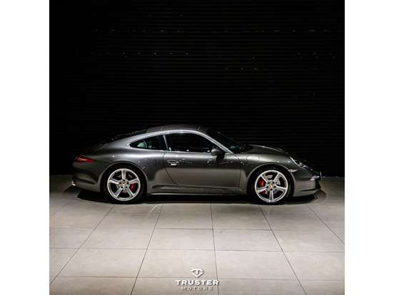 PORSCHE-911-2013