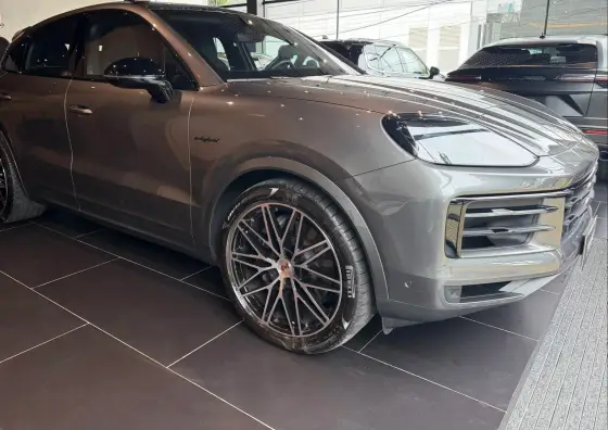 PORSCHE CAYENNE 3.0 V6 E-HYBRID COUPÉ AWD TIPTRONIC S