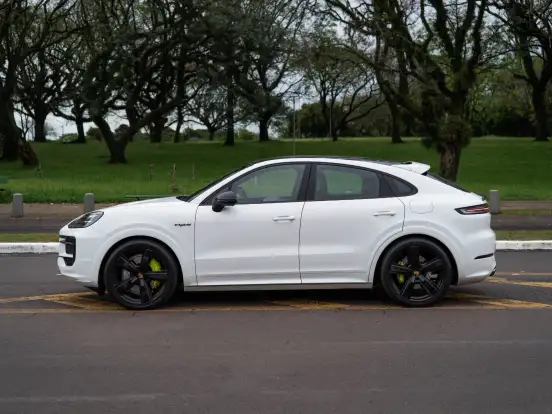PORSCHE-CAYENNE-3.0 V6 E-HYBRID COUPÉ AWD TIPTRONIC S PORSCHE-CAYENNE-2024