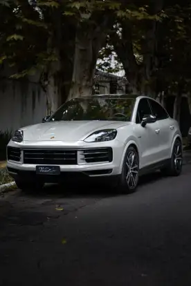PORSCHE-CAYENNE-2026