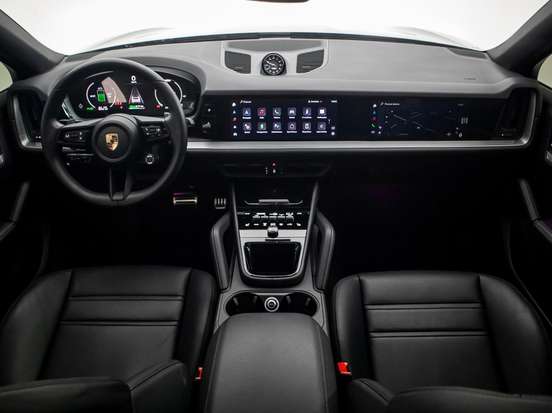 PORSCHE-CAYENNE-2025