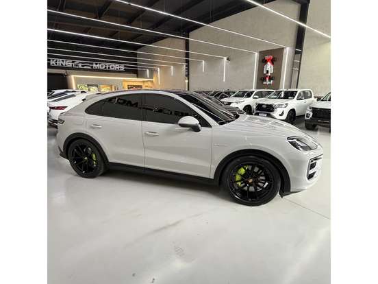 PORSCHE-CAYENNE-2024