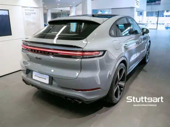 PORSCHE-CAYENNE-2025
