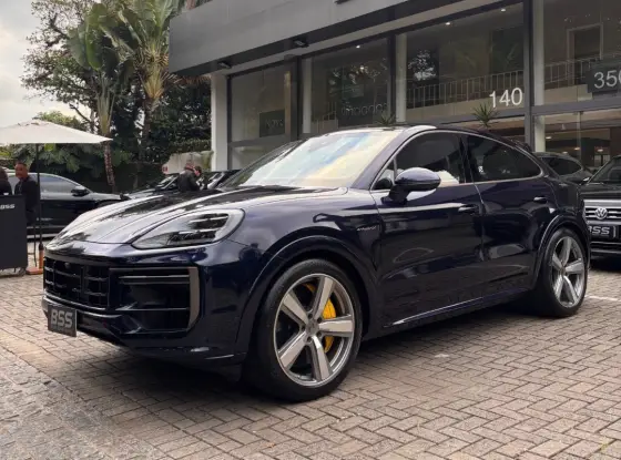 PORSCHE CAYENNE 4.0 V8 E-HYBRID TURBO COUPÉ AWD TIPTRONIC S