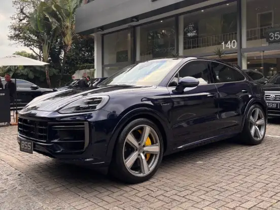 PORSCHE-CAYENNE-4.0 V8 E-HYBRID TURBO COUPÉ AWD TIPTRONIC S PORSCHE-CAYENNE-2025