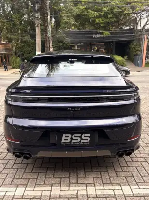PORSCHE-CAYENNE-2025