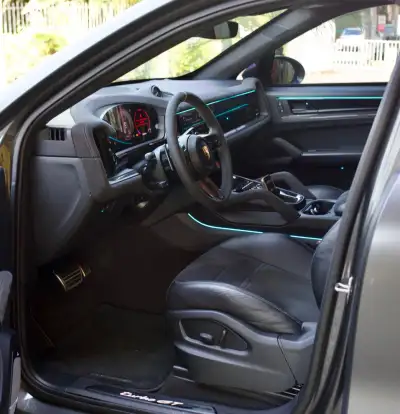 PORSCHE-CAYENNE-2024