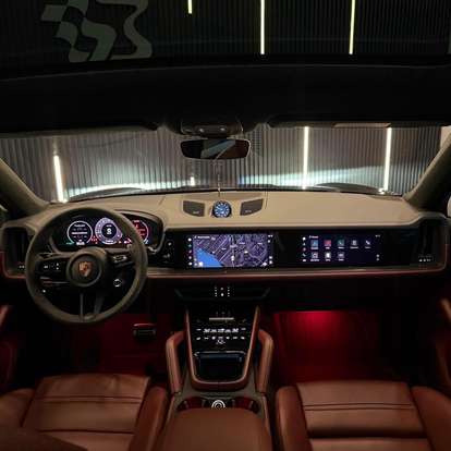 PORSCHE-CAYENNE-2025
