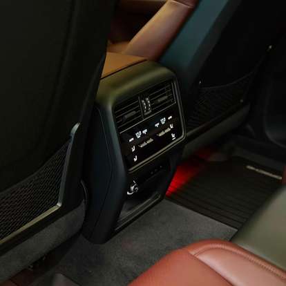 PORSCHE-CAYENNE-2025