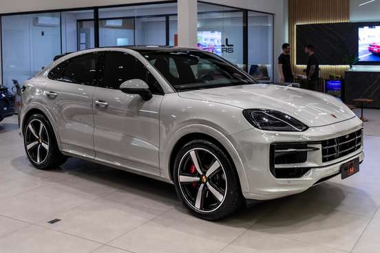PORSCHE-CAYENNE-2024