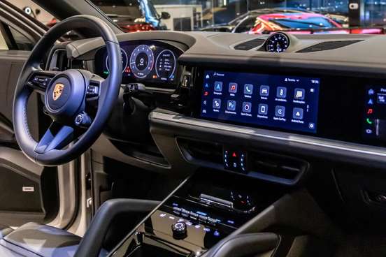 PORSCHE-CAYENNE-2024