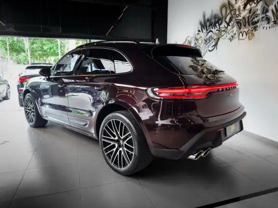 PORSCHE-MACAN-2023