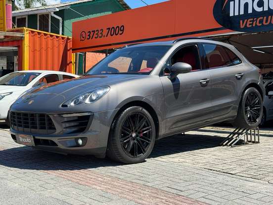 PORSCHE-MACAN-2014