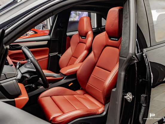PORSCHE-MACAN-TURBO ELÉTRICO PORSCHE-MACAN-2024