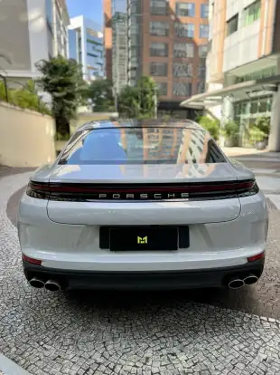 PORSCHE-PANAMERA-2024