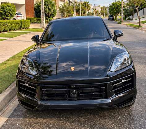PORSCHE-CAYENNE-2025
