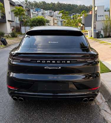PORSCHE-CAYENNE-2025