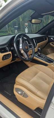 PORSCHE-MACAN-2017