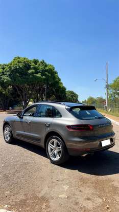 PORSCHE-MACAN-2018