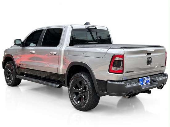RAM-1500-5.7 V8 GASOLINA REBEL CD 4X4 AUTOMÁTICO RAM-1500-2022