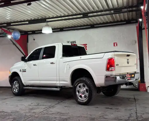 RAM-2500-6.7 LARAMIE 4X4 CD I6 TURBO DIESEL 4P AUTOMÁTICO RAM-2500-2016
