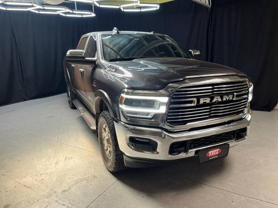 RAM 2500 6.7 I6 TURBO DIESEL LARAMIE CD 4X4 AUTOMÁTICO