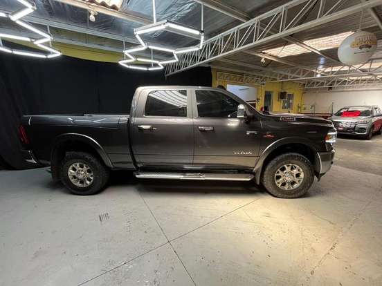 RAM-2500-6.7 I6 TURBO DIESEL LARAMIE CD 4X4 AUTOMÁTICO RAM-2500-2022