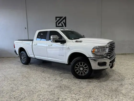 RAM 3500 6.7 I6 TURBO DIESEL LIMITED LONGHORN CD 4X4  AUTOMÁTICO