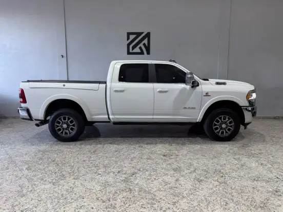 RAM-3500-6.7 I6 TURBO DIESEL LIMITED LONGHORN CD 4X4 AUTOMÁTICO RAM-3500-2024