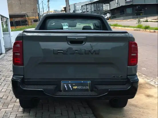 RAM-RAMPAGE-2.0 HURRICANE 4 TURBO GASOLINA R/T 4X4 AUTOMÁTICO RAM-RAMPAGE-2025