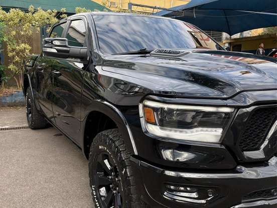 RAM-1500-5.7 V8 GASOLINA REBEL CD 4X4 AUTOMÁTICO RAM-1500-2021