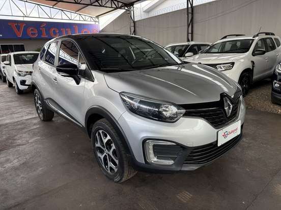 RENAULT-CAPTUR-2020